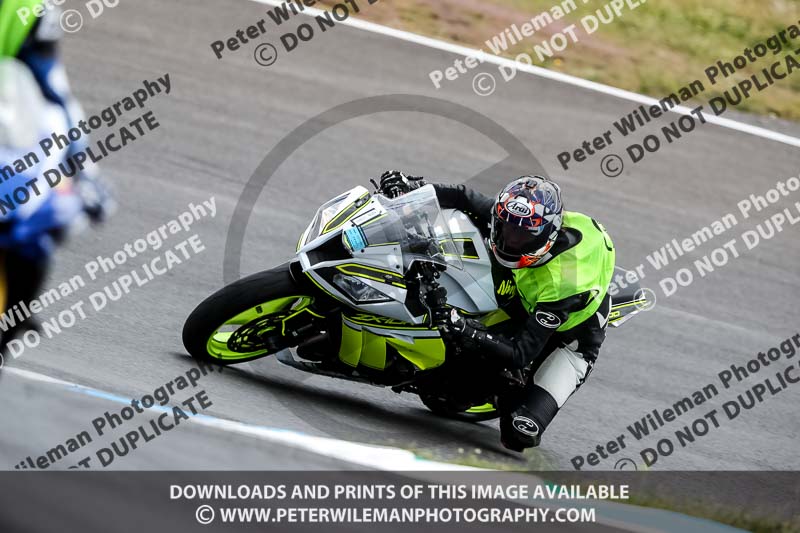 estoril;event digital images;motorbikes;no limits;peter wileman photography;portugal;trackday;trackday digital images